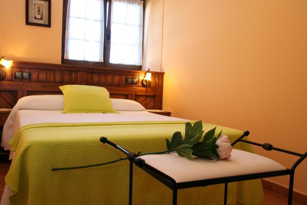 Apartamentos Toraya Hoz de Anero Chambre photo