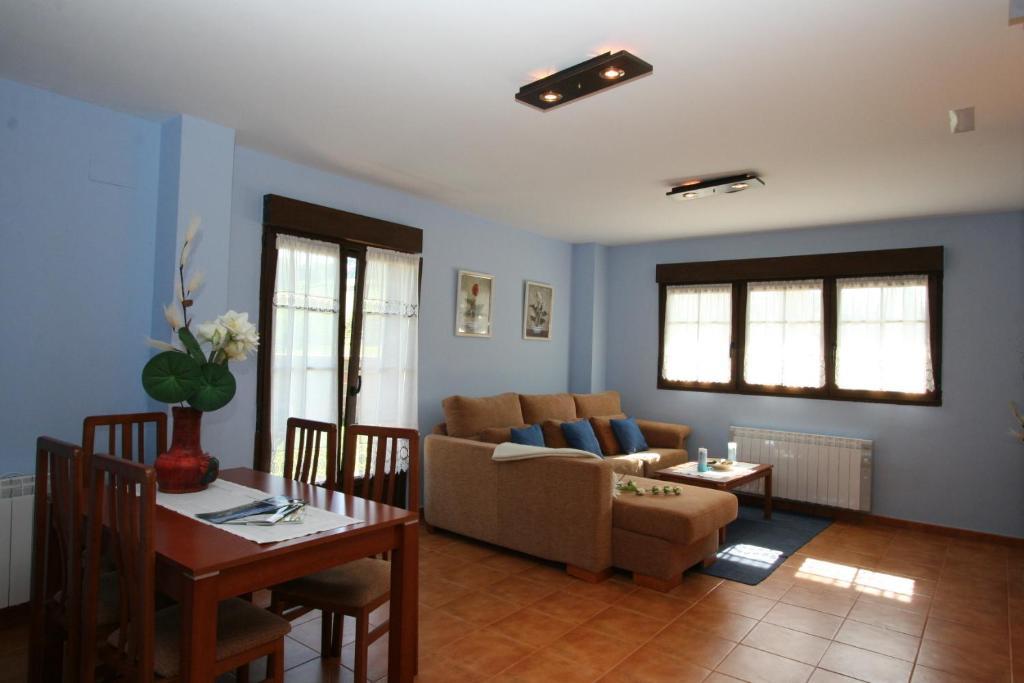 Apartamentos Toraya Hoz de Anero Chambre photo