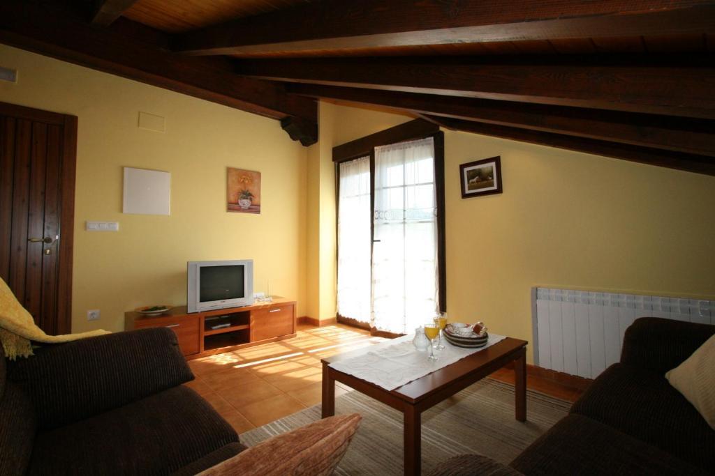 Apartamentos Toraya Hoz de Anero Chambre photo