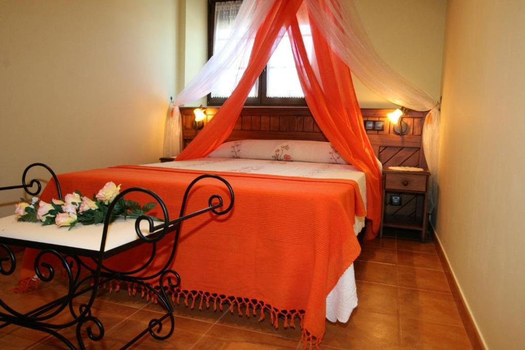 Apartamentos Toraya Hoz de Anero Chambre photo