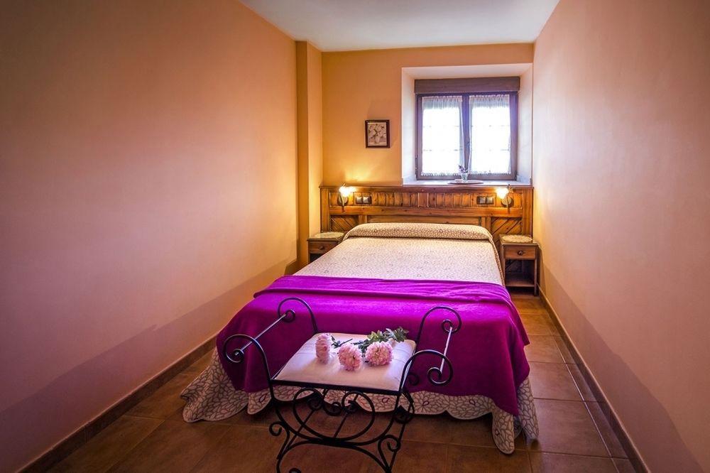 Apartamentos Toraya Hoz de Anero Extérieur photo