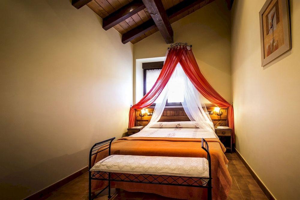 Apartamentos Toraya Hoz de Anero Extérieur photo