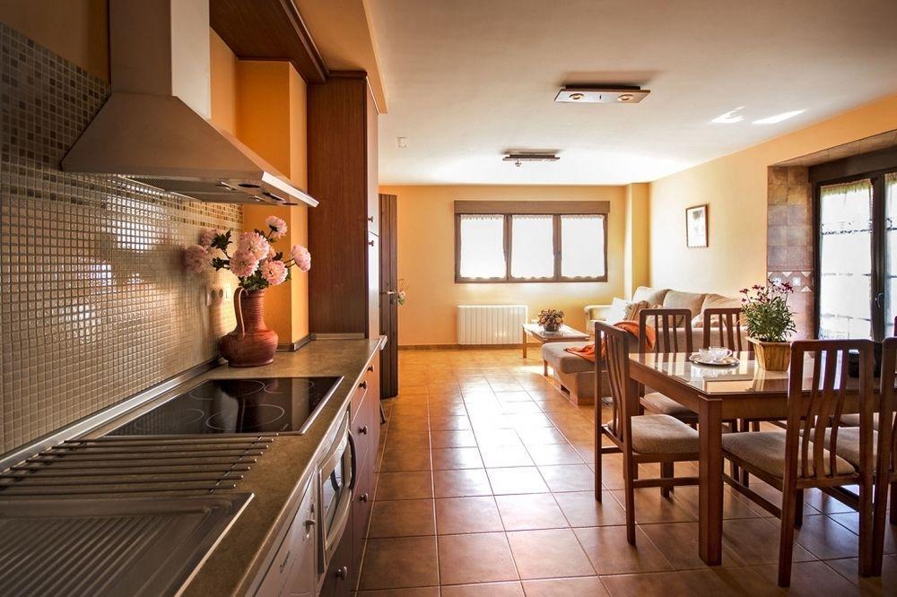 Apartamentos Toraya Hoz de Anero Extérieur photo